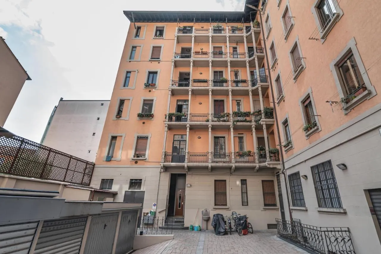 Easylife - Coccole E Relax Nel Cuore Di Isola Milán Apartmán